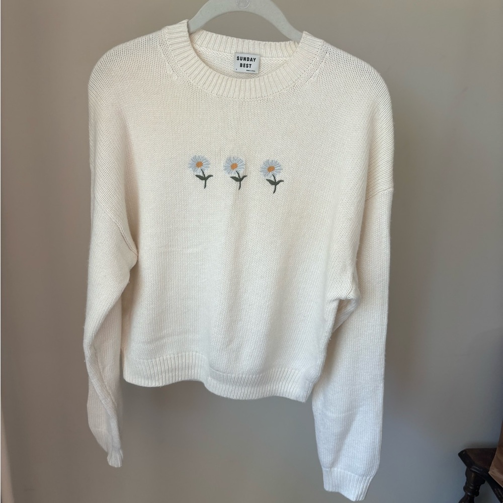 Aritzia Sunday Best Embroidered Daisy Sweater